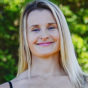 Meet your Posher, Posh